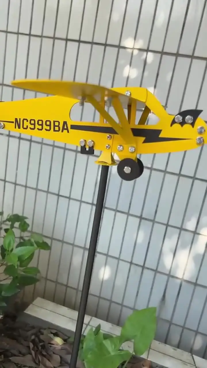 Metal Airplane Weathervane 3D Piper J3 Cub Wind Spinner Windmill Garden Decor Home Outdoor Roof Plane Indicator Wind Direct P1C8