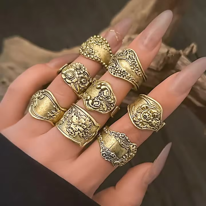 Ingemark 8Pcs Vintage Silver Color Adjustable Open Rings for Women Goth Carved Flower Metal Rings Engagement Wed Jewelry 