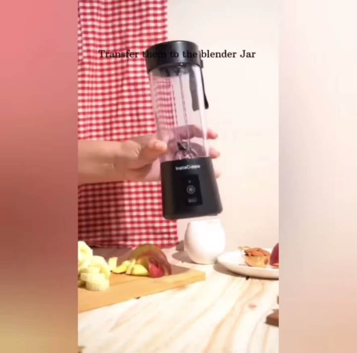 USB Rechargeable Juicer Blender 4 Blades Electric Blender Mini Portable Personal Size Juicer Cup - USB Rechargeable Mixer 380ml Food Grade Water Bottle Portable Fruit Juicer Machine