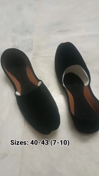 Elegant Black Plain Velvet Khussa For Men