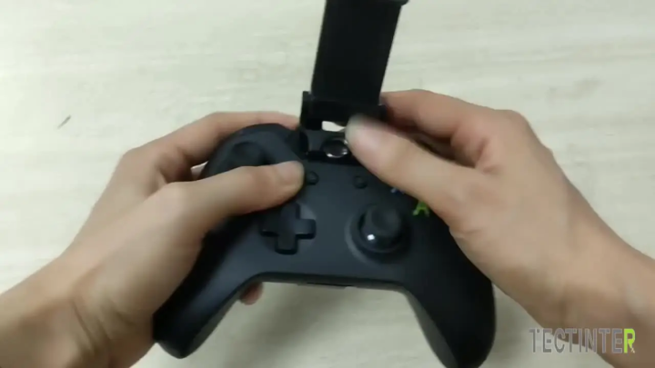 Mobile Cell Phone Stand For Xbox One S/Slim Controller Mount HandGrip For Xbox One Slim Gamepad For S9 S8 Clip Holder