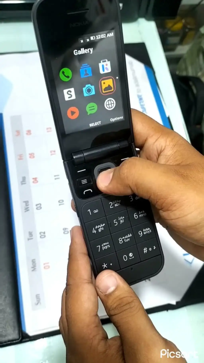 N.o.k.i.a 2720 the Ultimate Flip Phone