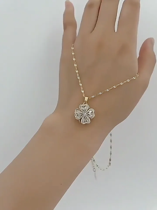 Spinning Clover Necklace,Stress Relief Jewelry Mother Day Gift, Gift For Lover, Four Leaf Clover Heart Necklace, Spinning Anxiety Relief