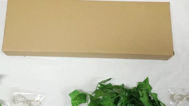 Wood Shelf with Leaf Hanging Decoration LED Shelf Decor Aesthetic Room Decor Floating Shelves Wall Display Stand for Living Room