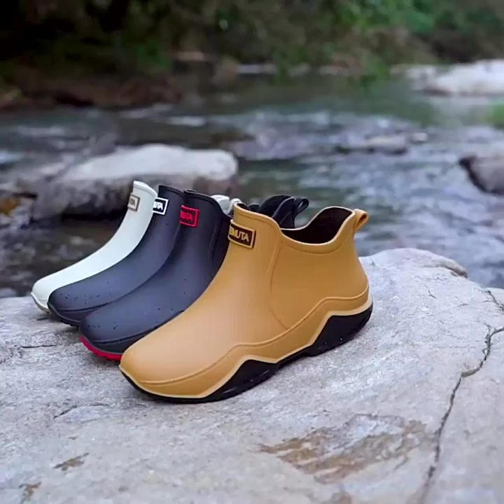 New Rain Shoes Ankle Women Waterproof Shoes Rain Boots Men Anti-slip Wear-resistant Plush Fashion Kitchen Summer Winter