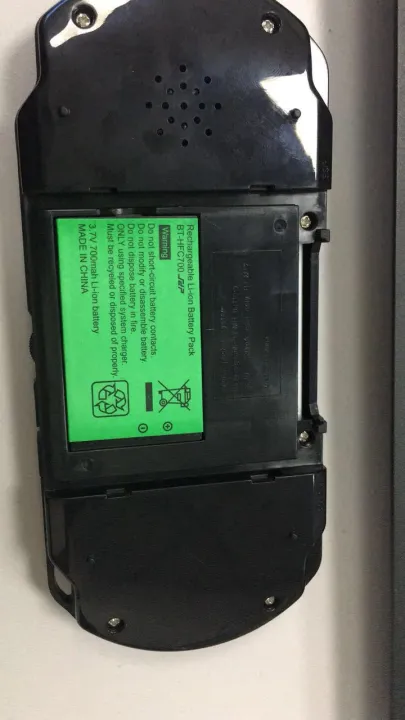 PXP3%2016%20bit%20handheld%20for%20children,%20PVP%20PSP%20game%20console%20with%20built-in%20games%20-%20Image%204