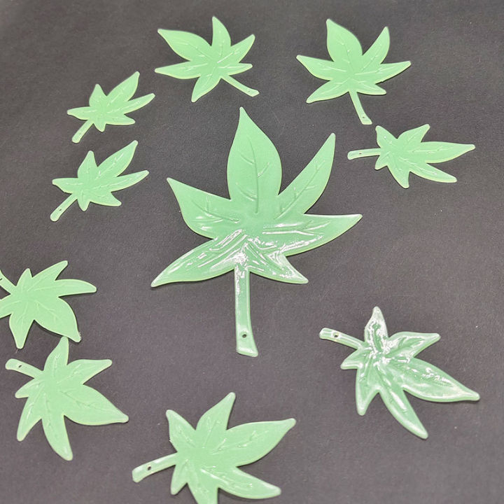 Night%20light%20maple%20wall%20sticker%20for%20children's%20room%20decoration,%20luminous%20leaf%20plant%20fluorescent%20creative%20patch%20-%20Image%203