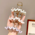 Fresh Korean style Gripping for women 2024 new style simple headband hair clip shark clip at back of the head.