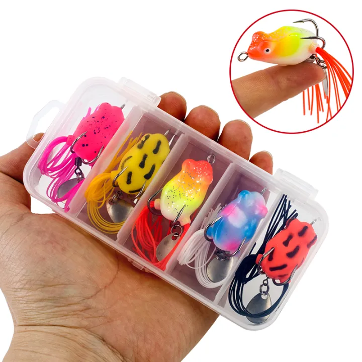 3cm/4.2g%20Boxed%205Pcs%20Soft%20Frog%20Lure%20Mini%203D%20Eyes%20Soft%20Plastic%20Frog%20Fishing%20Lure%20With%20Sequins%20Top%20Water%20-%20Image%204
