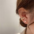 Sanhe pearl fish tail gold silver S Korean earrings with elegant personality luxurious and lightweight suitable for women. 