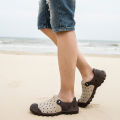 【Footprint】 Mens Outdoor Jelly Sandal Crocs Style Beach Sandals Summer Fashion Casual Shoes. 