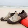 【Footprint】 Mens Outdoor Jelly Sandal Crocs Style Beach Sandals Summer Fashion Casual Shoes. 