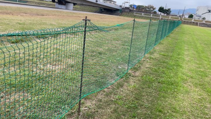 Futsal Net Nylon Net  Soccer Net Compound Net 10ft By 100 Ft size