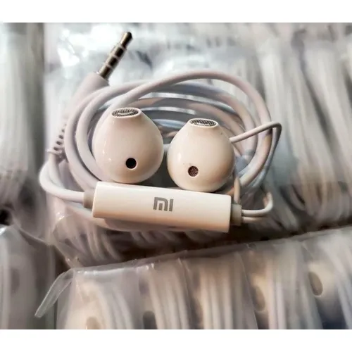 MI Original Handsfree Xiaomi Original Ear hooks Deep Base 3.5mm With Headphones Handfree Best Gaming Earphone Best For PUBG Handset Genuine By REDMI Daraz.pk