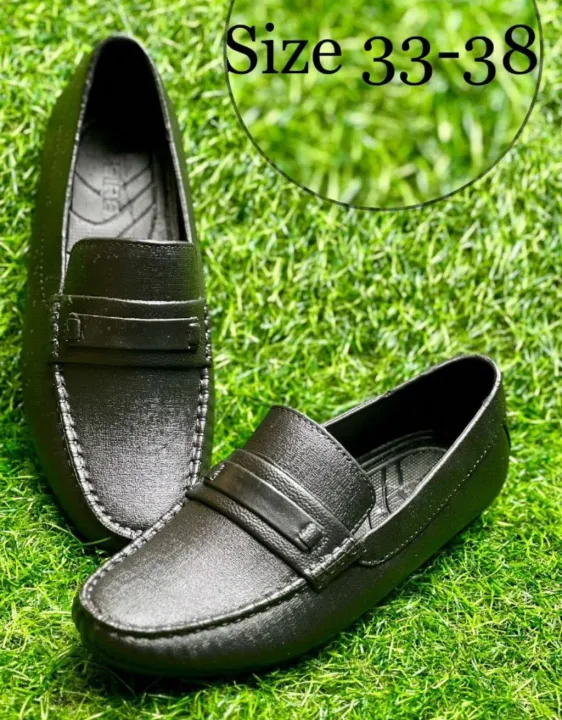 Boys%20Waterproof%20Rubber%20Shoes%201-5%20size%20-%20Image%202