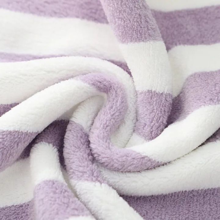 Bath%20Towel%20For%20Men%20&%20Women)%20-%20Fashion%20%7C%20Multicolor%20%7C%20Bath%20Towels%20%7C%20Soft%20Towels%20%7C%20Unisex%20%7C%20Cloral%20Fleece%20Towels%20%7C%20-%20Image%203