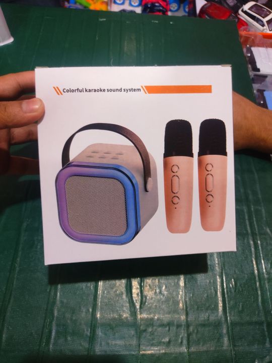 colorful%20karaoke%20sound%20system%20-%20Image%205