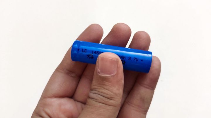 Hight%20Quality%20trimmer%20Cell%20Battery%20cell%2014500%20-%203.7v%20Rechargeable%20cell%20%20AA%20trimmer%20cell%20-%20color%20blue%20-%20Image%206