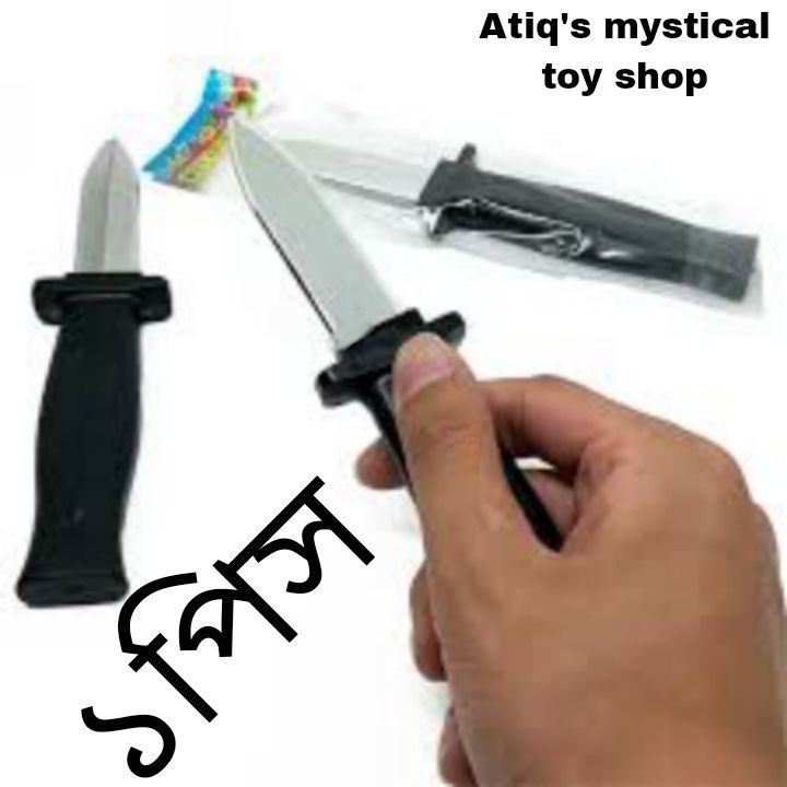 Magic%20Plastic%20Retractable%20fake%20Knife.%20-%20Image%203