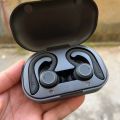 Dyplay Earbuds. 
