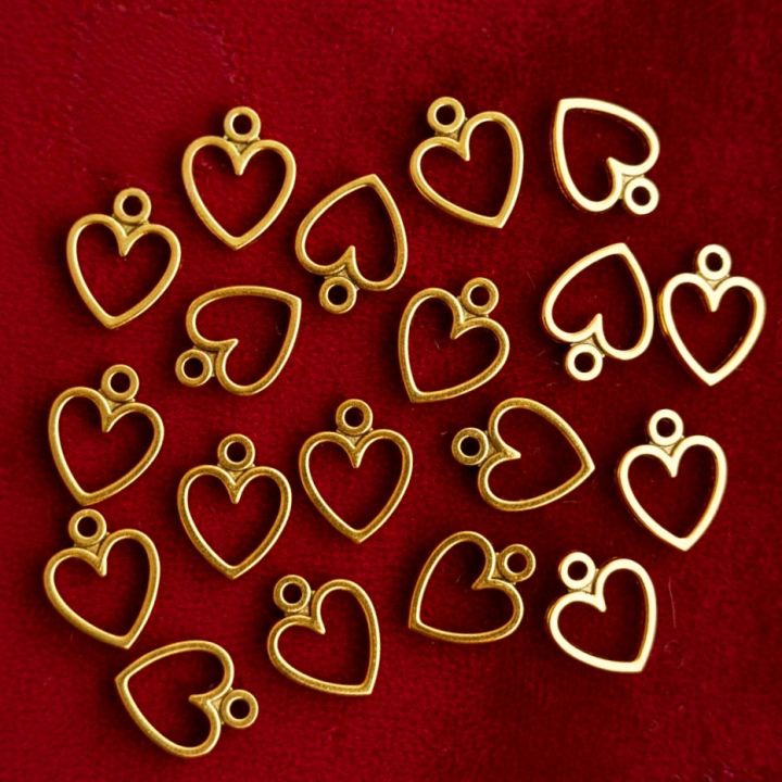 Heart%20Shape%20Charms%2030pcs%20%E2%80%94%20Perfect%20for%20Jewelry%20Making,%20Bracelets,%20Earrings%20&%20Craft%20Projects%20-%20Image%202
