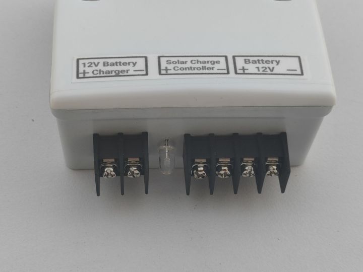 Automatic%20Battery%20Changeover%2020A%20Auto%20switch%20between%20Solar%20and%20Charger.%20Day%20Time%20Charge%20battery%20With%20Solar%20and%20Night%20time%20charge%20battery%20with%20220V%20Charger%20Customize%20Ampere%20Available%20-%20Image%206