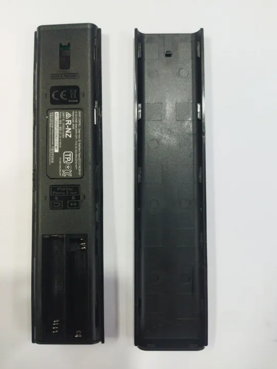 Samsung%20Voice%20Remote%20For%20Smart%20QLED%20TV%20With%20Bluetooth%20Function%20(%20Straight%20)%20-%20Image%203