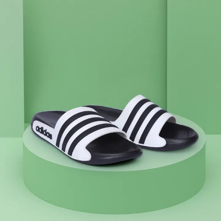 Stridez%20Classic%20Triple-Line%20Slides%20%E2%80%93%20Black%20&%20White%20Edition%20-%20Image%204