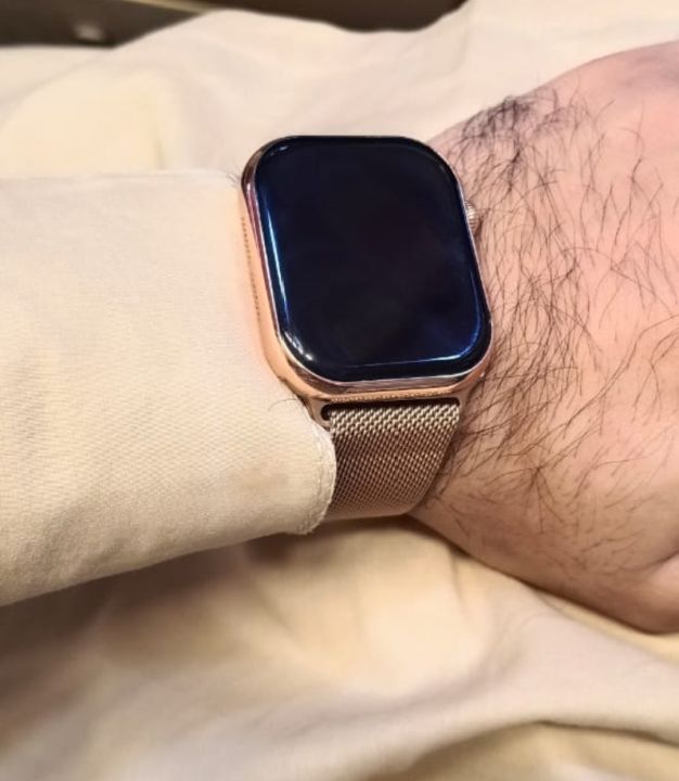 Smart%20Series%2010%20L%20%20Premium%20Display%20%7C%20Strong%20Battery%20%7C%20Fitness%20&%20Call%20Features%20-%20Image%203