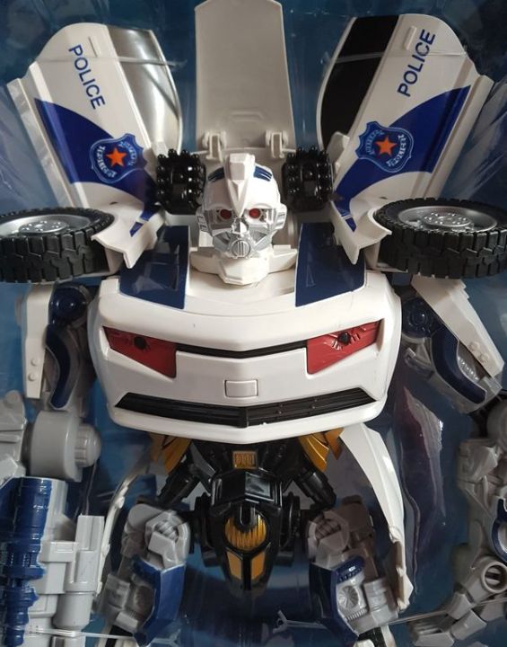 Transformer%20Car%20Robot%20Bee%20Police%20-%20Image%202