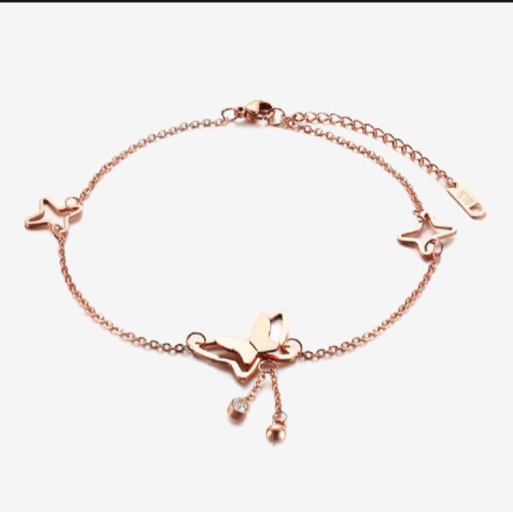 Rose%20Gold%20Butterfly%20Anklet%20for%20Women%20&%20Girls%20%E2%80%93%20Adjustable%20Chain%20with%20Dangling%20Charms,%20Elegant%20Fashion%20Jewelry%20-%20Image%205