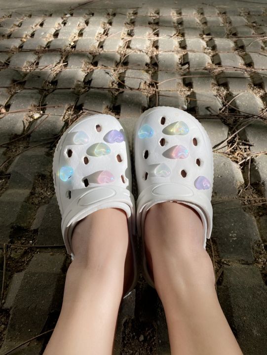 10pcs%20Set%20Heart%20Shaped%20Shoe%20Decoration%20With%20Hole,%20Detachable%20Flower%20Garden%20Shoe%20DIY%20Decorative%20Buckle%20-%20Image%203
