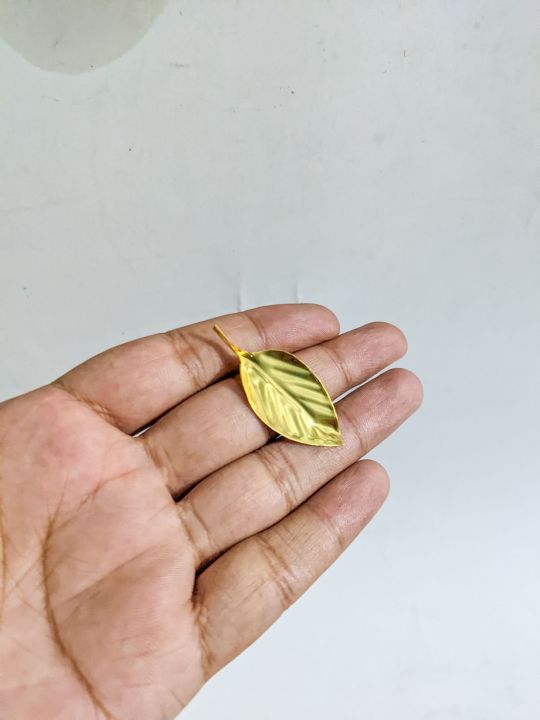 Brass%20Pan%20pata%20Bel%20pata%20Tulshi%20Pata%20Dhurba%20pata%20Set%20-%20Image%203