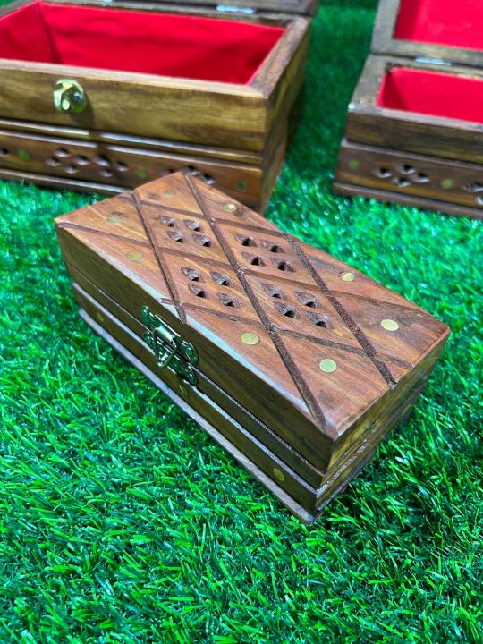 Jewellery%20box%20set%203%20pieces%20large%20box%20is%2010%E2%9C%96%EF%B8%8F6%20inches%20pure%20wooden%20jewellery%20boxes%20beautiful%20new%20design%20boxes%20red%20soft%20velvet%20inside%20-%20Image%205