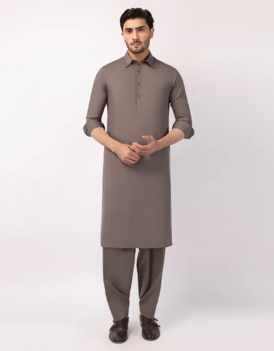 Junaid%20Jamshed%20Sticthed%20LIGHT%20BROWN%20CASUAL%20KAMEEZ%20SHALWAR%20For%20Men%20And%20Boys%20-Collection:2026-%20Designcode:%20JJKS-A-33831/S26/JJ10433-CL%20-%20Image%203