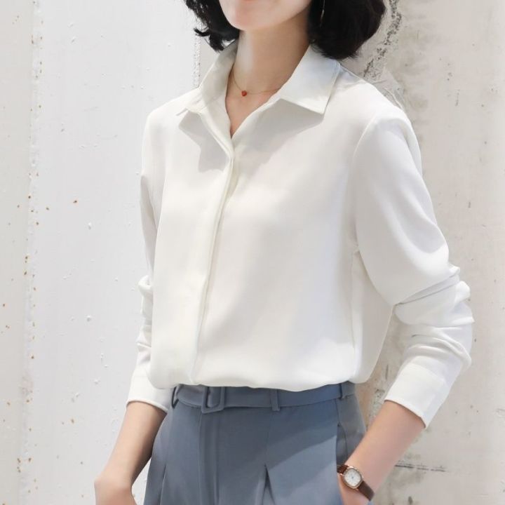 Modern%20sleeve%20office%20blouse%20for%20stylish%20women's%20-%20Image%202
