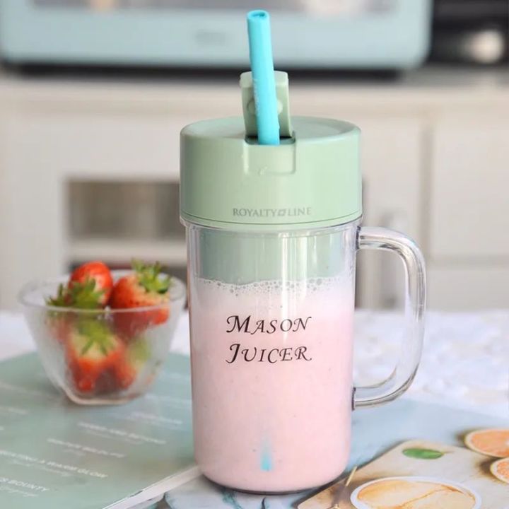 Crusher Juicer Mini Juice Cup.Charging Juicer. Water mark Capacity 340 Ml.Battery Capacity 1200mAh.