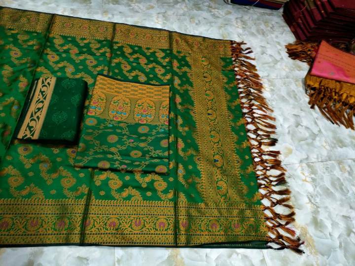 Soft%20Indian%20katan%203%20piece%20unstitched%20for%20women%20-%203%20Piece%20Dress%20-%20Image%204