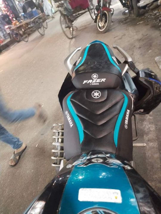 Yamaha FZS v2 all color modified seat cover