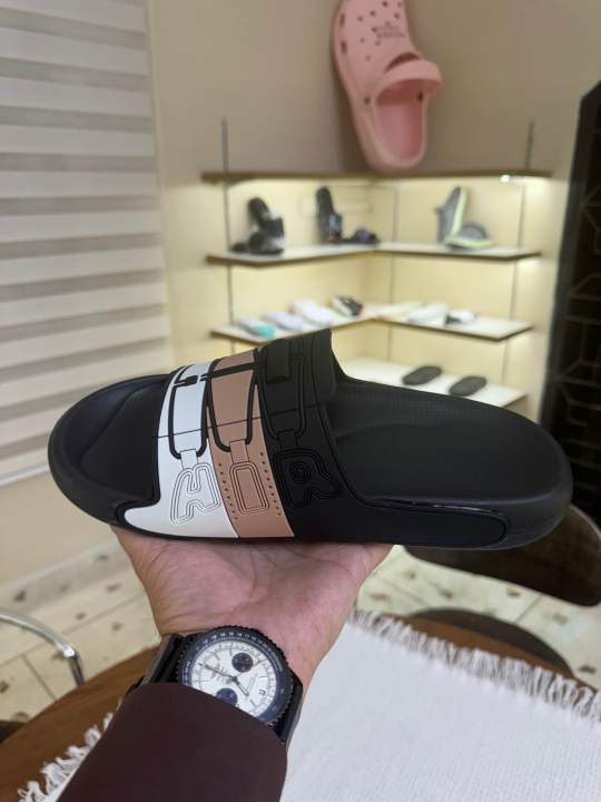 Men%20Slippers%20Trendy%20Straight%20Line%20Slippers%20Indoor%20Home%20AIR%20Bathroom%20Slides%20Outdoor%20Sports%20Beach%20Slippers%20Soft%20Sole%20Clogs%20-%20Image%206