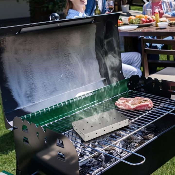 Stainless%20Steel%20Smoker%20Box%20for%20Gas%20BBQ,%20Wood%20Chip%20Smoker,%20Meat%20Smoker,%20Outdoor%20Cooking%20Tool,%20No%20Power%20Required%20bbq%20accessories%20-%20Image%205