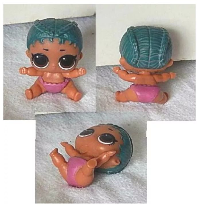MGA LOL Surprise Uptown Pets   Lil Prim Doll, as shown

Approx 1.25" tall