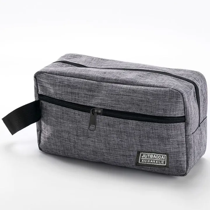 Portable%20Large-Capacity%20Storage%20Bag%20for%20Men%20and%20Women's%20Makeup%20and%20Toiletries;%20Multi-Functional%20Travel%20Toiletry%20Bag%20-%20Image%205