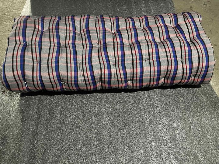 Mattress%20/%20Dasana%20for%20Medium%20and%20King%20Size%20Weighing%2010%20kg%20For%20Better%20Comfort%20-%20Image%203