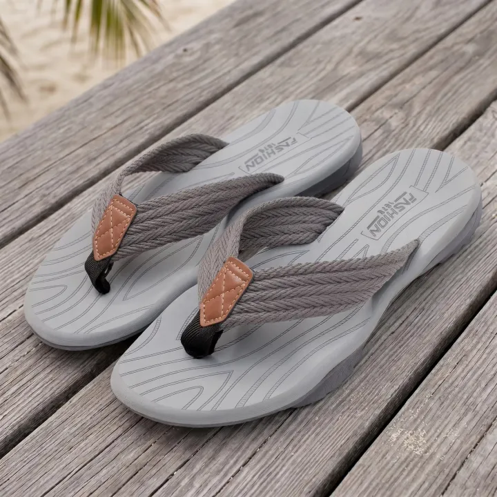 Men's%20Flip%20Flops%20Summer%20Beach%20Flip%20Flops%20Men's%20Fashionable%20Breathable%20Casual%20Men's%20Beach%20Slippers%20Summer%20Outdoor%20-%20Image%207