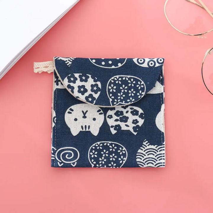Cute%20And%20Clear%20Cartoon%20Cotton%20And%20Linen%20Sanitary%20Napkins%20Storage%20Bag,%20Sanitary%20Napkins%20Storage%20Bag,%20Aunt%20Girl%20Heart%20Portable%20-%20Image%204