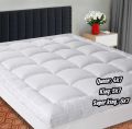 Premium Quality Deluxe Mattress Topper white colour 1 pice. 