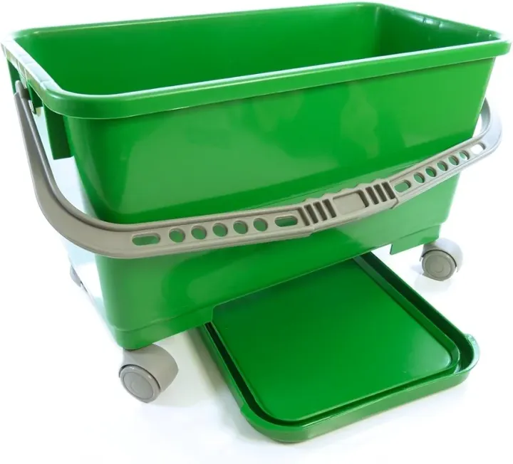 Bucket:%20For%20holding%20your%20cleaning%20solution%20if%20you%E2%80%99re%20using%20a%20traditional%20cleaning%20method%20-%20Image%205