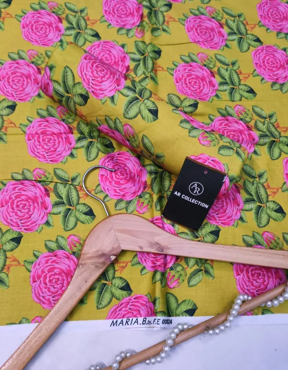 Digital%20Print%20Lawn%20Fabric%20for%20Clothing%20Home%20Decor%20Cushion%20Covers%20Curtains%20Quilts%20Digital%20Print%20Fabric%20-%20Image%202