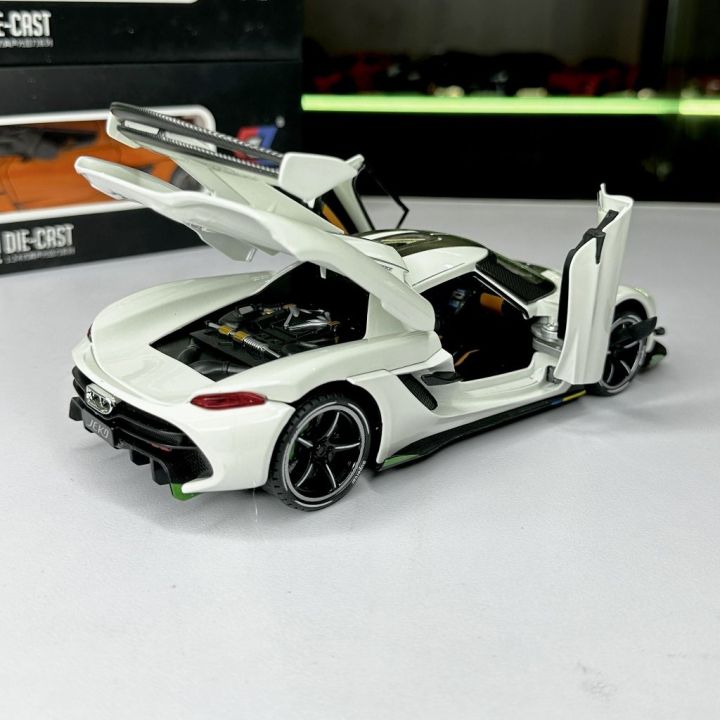 1:24%20diecast%20Koenigsegg%20Jesko%20alloy%20car%20model%20-%20Image%208